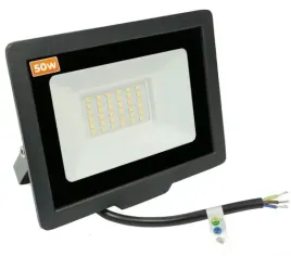 halogen-naswietlacz-lampa-led-50w-ip65-ekonomiczny