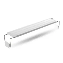 lampa-do-akwarium-led-30-40cm-kruger-meier-larino-s-line-10w