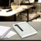 gilotyna-obcinarka-do-papieru-trymer-do-formatu-a4-stan-nowy