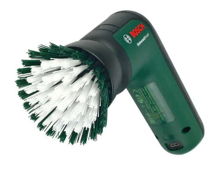 szczotka-bosch-universalbrush-36v-linia-produktowa-bosch-do-domu-i-ogrodu