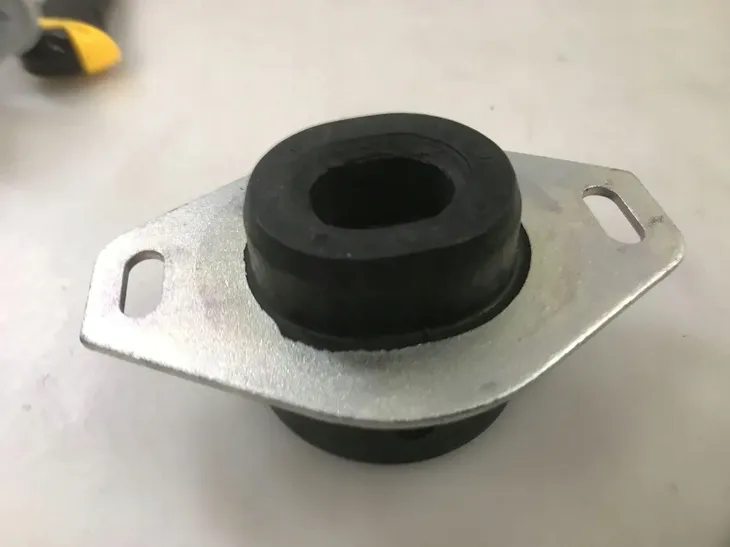 febi-bilstein-poduszka-silnika-fe18743-numery-katalogowe-zamiennikow-akron-malo-183032-bga-mt9533-formpart-21199009-s-hutchinson-594605-hutchinson-598023-kraft-automotive-1486022-kraftvoll-germany-10010556-maxgear-40-0143-metzger-8053637-optimal-f8-6500-procodis-france-pcm381-procodis-france-pcm386-reinhoch-rh11-2027-talosa-61-05134-teknorot-pe-em006-teknorot-sc-57-wilmink-group-wg1393324-wilmink-group-wg1755192-wilmink-group-wg1755577-wilmink-group-wg2304192