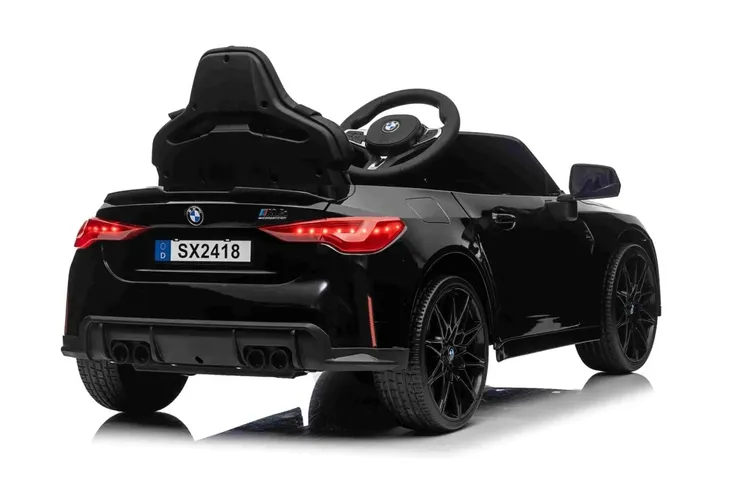 pojazd-bmw-m4-czarny-stan-nowy