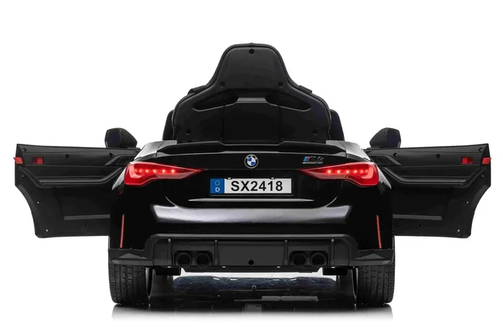 pojazd-bmw-m4-czarny-stan-nowy