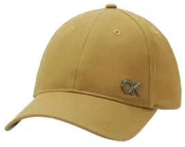 czapka-z-daszkiem-calvin-klein-brazowa-bejsbolowka-z-logo-ck