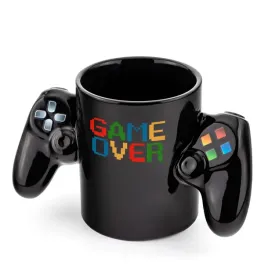 kubek-pad-dla-gracza-game-over-dla-komputerowca-taty-brat-meza