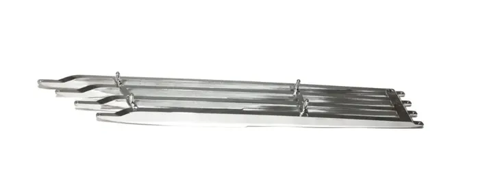 kratki-blotnikow-chrom-para-bmw-e9-numer-katalogowy-czesci-09-13020