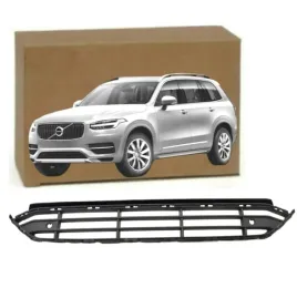 volvo-xc90-2015-atrapa-w-zderzaku-srodkowa-z-otworami-na-czujniki-pdc