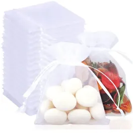 biale-woreczki-z-organzy-10-cm-x-13-cm-opakowanie-na-prezent-5-szt