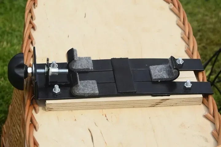 koszyk-wiklinowy-kosz-na-rower-bagaznik-dla-psa