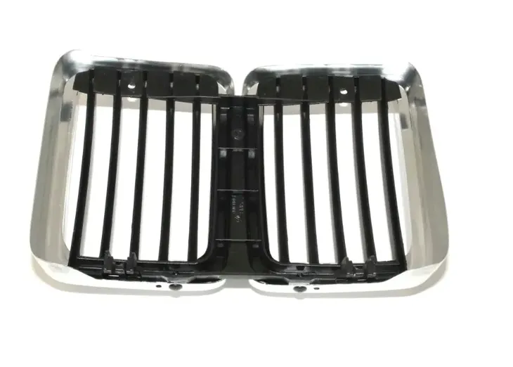 grill-srodkowy-bmw-e23-od-9-1982-typ-samochodu-samochody-osobowe