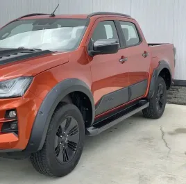 poszerzenia-nadkoli-blotnikow-nakladki-na-nadkola-isuzu-d-max-20-24