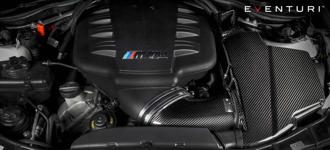 bmw-m3-e93-black-carbon-airbox-lid-eventuri
