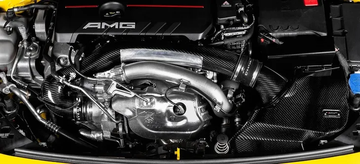 mercedes-cla250-charge-pipe-eventuri-producent-czesci-eventuri