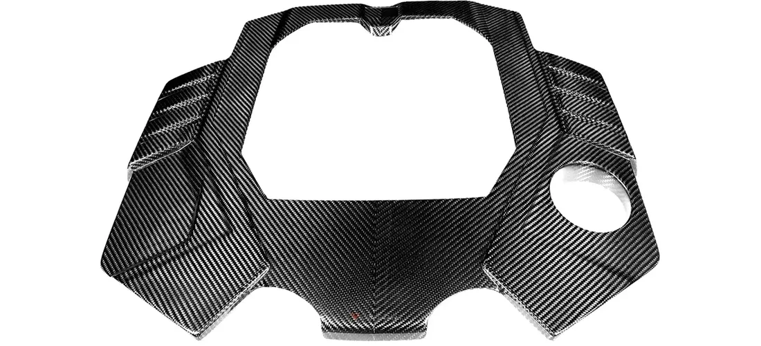 audi-rs7-c8-4-0tt-black-carbon-engine-cover-matte-eventuri-stan-nowy