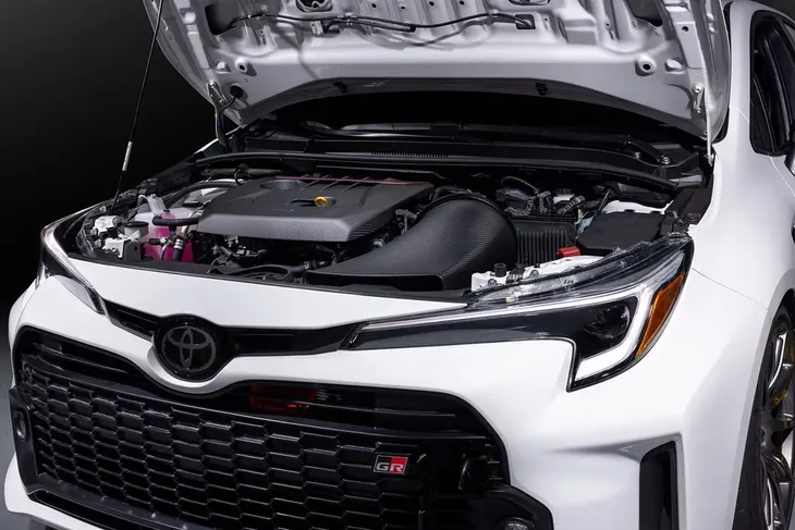 toyota-gr-corolla-carbon-intake-gloss-eventuri-producent-czesci-eventuri-stan-nowy