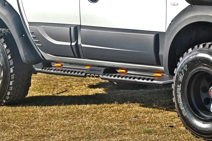 stopnie-boczne-progi-mercedes-x-2017-waga-z-opakowaniem-30-kg
