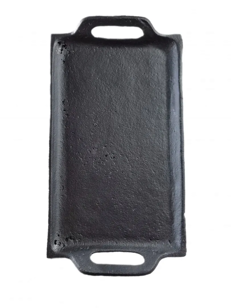 rustykalna-czarna-taca-23-x-14-cm