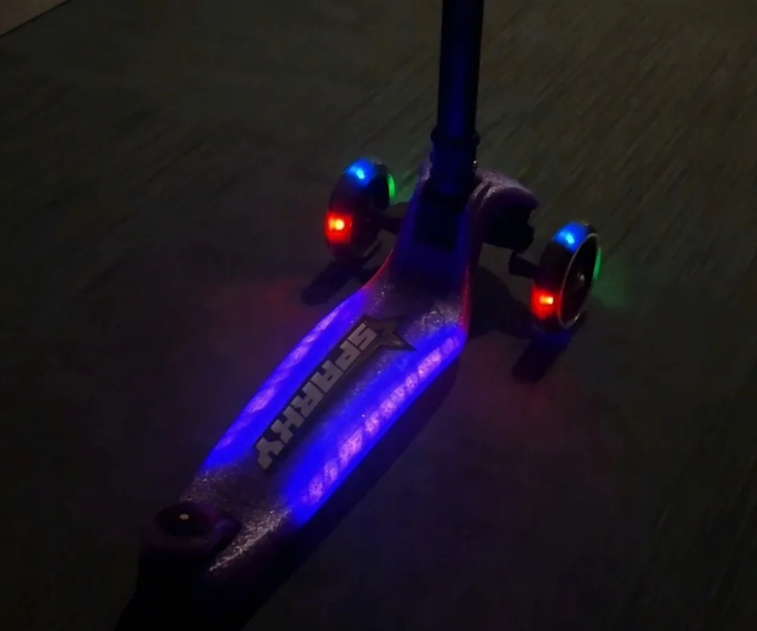 milly-mally-scooter-sparky-violet-stan-nowy