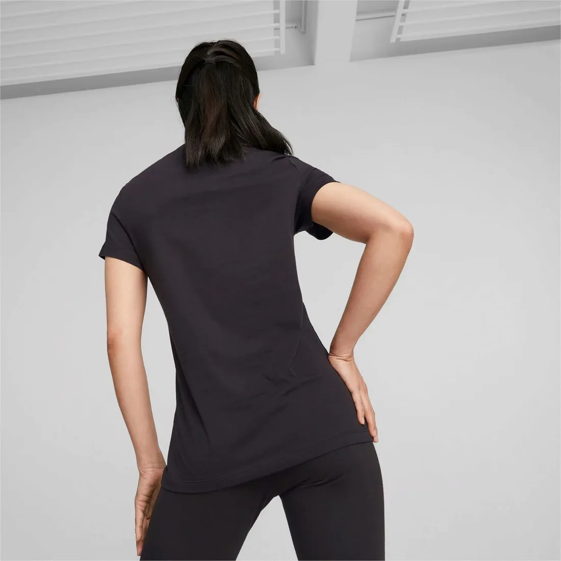 koszulka-ess-nova-shine-tee-puma-black