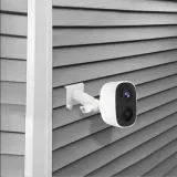 regulowany-uchwyt-scienny-do-kamer-arlo-stan-nowy-model-ty-01