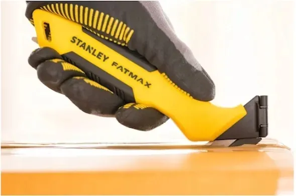 stanley-noz-bezpieczny-pull-cutter-fmht10373-0-waga-z-opakowaniem-0-044-kg
