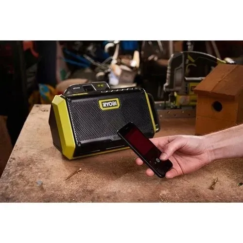 glosnik-bluetooth-rbt18-0-18v-one-ryobi-stan-nowy