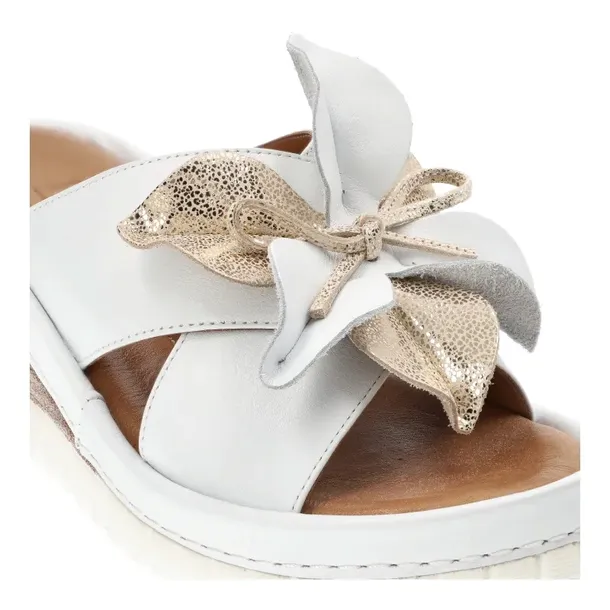 klapki-artiker-54c0537-white-plec-produkt-damski