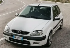 citroen-saxo-vts-grill-kratka-zderzaka-przod-96-99-oryginal