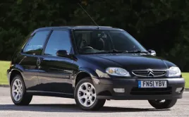 citroen-saxo-vts-vtr-maska-pokrywa-silnika-99-04-austria