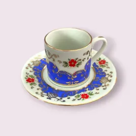 zestaw-porcelanowy-do-kawy-dla-6-filizanek-i-6-podkladek