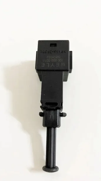 meyle-wlacznik-swiatel-stop-100-890-0010-numer-katalogowy-oryginalu-audi-1j0-945-511-a-ford-1-070-613-seat-1j0-945-511-a-skoda-1j0-945-511-a-vw-1j0-945-511-a