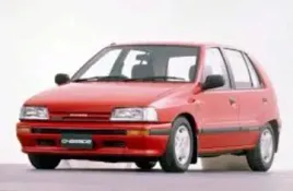 daihatsu-charade-maska-pokrywa-silnika-87-93-austria