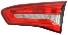 ford-focus-18-21-kombi-lampa-tylna-w-klape-prawa