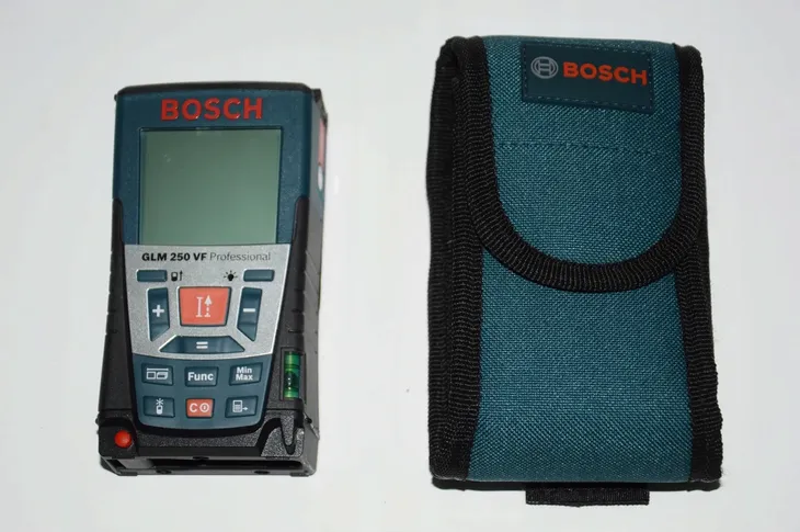 bosch-dalmierz-glm-100-25-c-informacje-dodatkowe-cyfrowy-celownik
