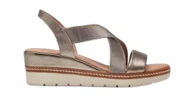 stylowe-sandaly-damskie-na-koturnie-marco-tozzi-28721-r41