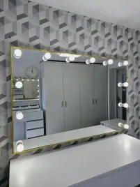 lustro-gold-iii-120x80-hollywood-makeupu-i-wizazu-w-zlotej-ramce