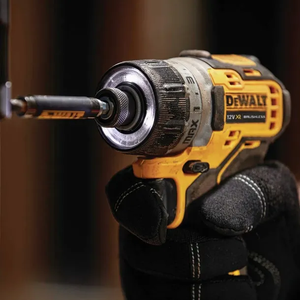 wkretarka-dewalt-dcf601d2-napiecie-v-12-v