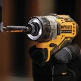 wkretarka-dewalt-dcf601d2-napiecie-v-12-v