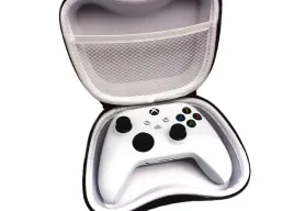 iris-pokrowiec-wzmocniony-twardy-kuferek-ochronny-etui-na-pad-od-xbox-one