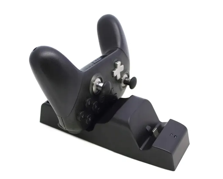 iris-podstawka-do-ladowania-pada-pro-controller-i-konsoli-switch-lite-stan-nowy
