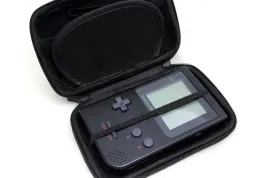 iris-pokrowiec-etui-ochronne-futeral-na-konsole-gbp-gameboy-pocket-czarny