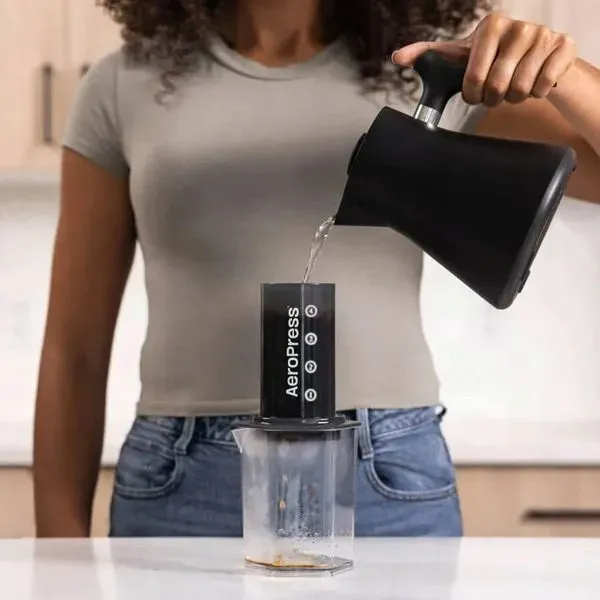 aeropress-serwer-600ml-model-aeropress-serwer