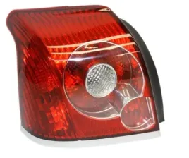 toyota-avensis-t25-06-08-lampa-tylna-lewa