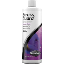 preparat-pielegnacyny-dla-ryb-lagodzacy-stres-seachem-stressguard-100ml