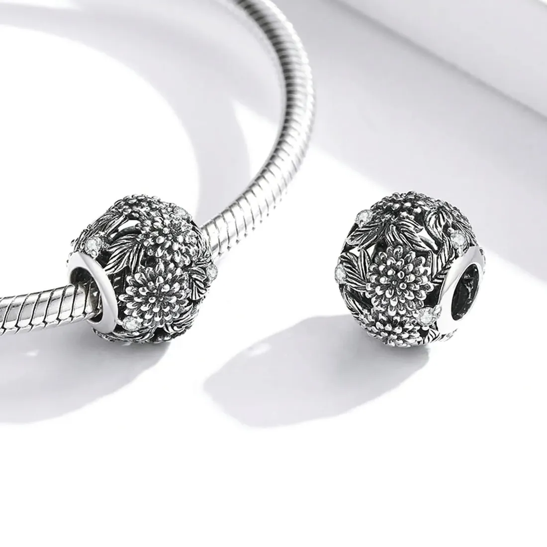 charms-kwiaty-reliefowe