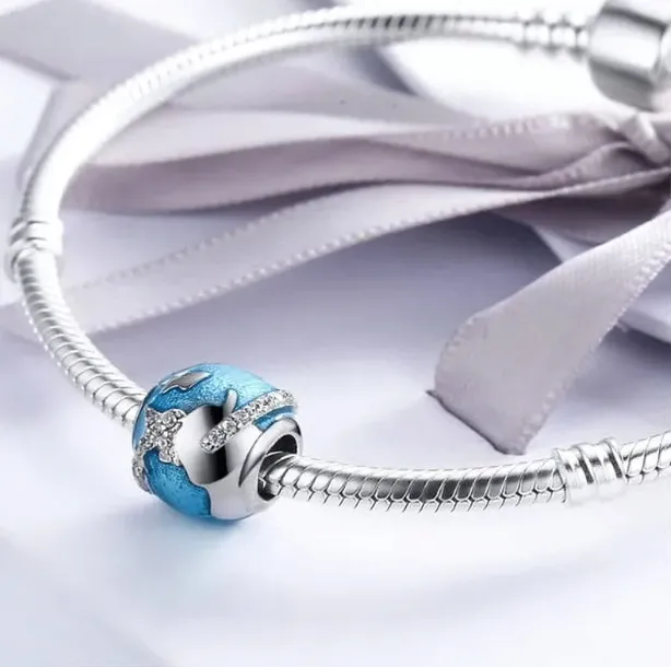 charms-around-the-world-stan-nowy