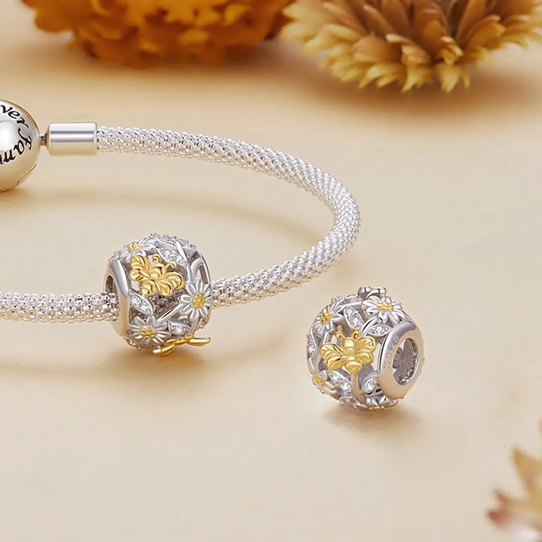 charms-daisy-bee