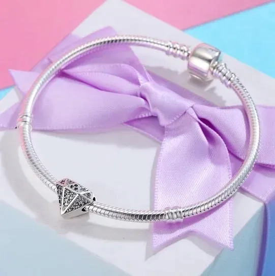 charms-diament-rodzaj-klasyczne-wyrob-jubilerski