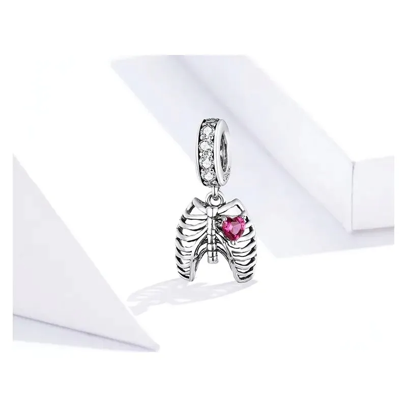 charms-wiszace-zebra-rib-hanging