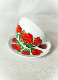 duza-filizanka-recznie-malowana-kwitnaca-laka